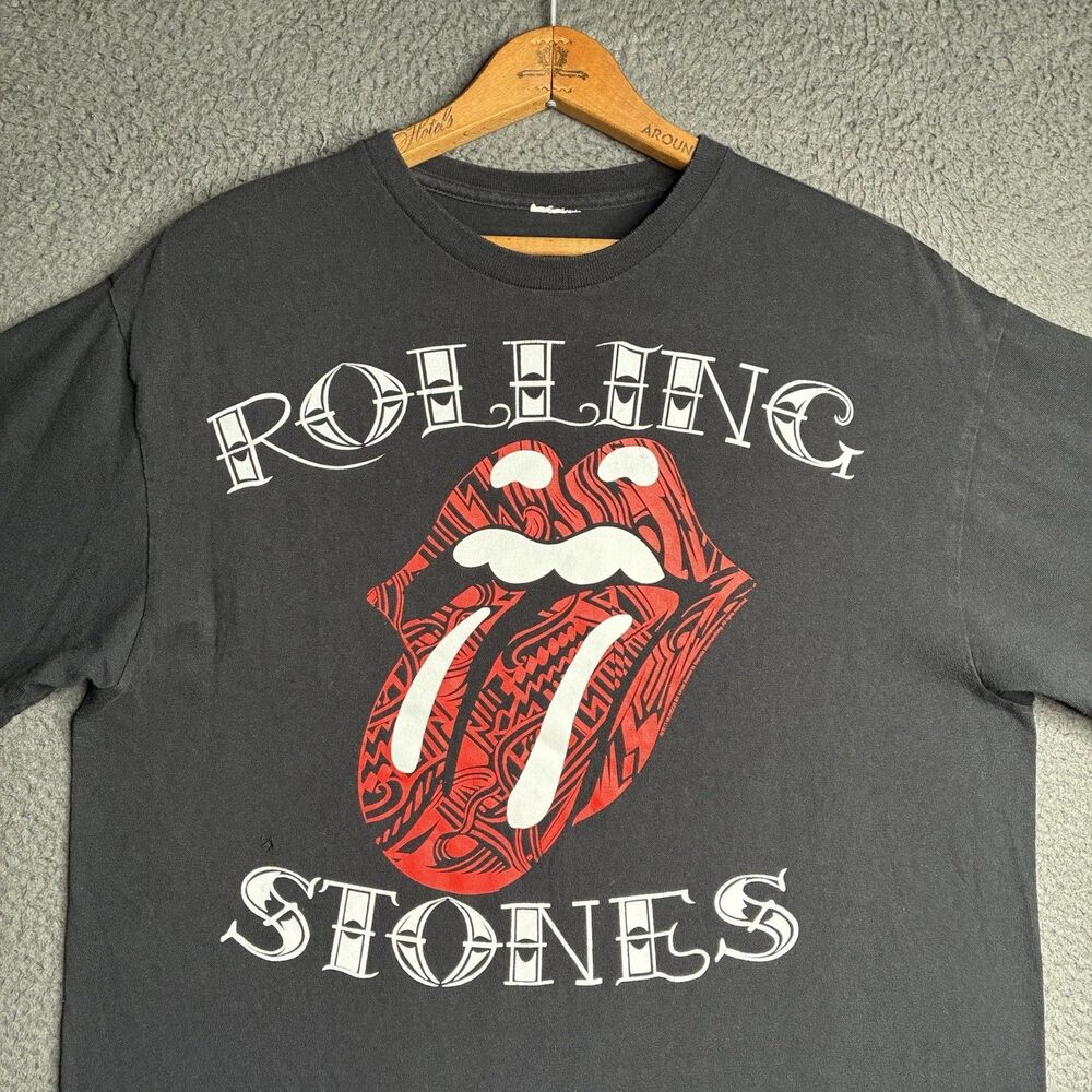 Vintage 2013 Rolling Stones Tongue Logo Band Tour T-Shirt Medium Distressed